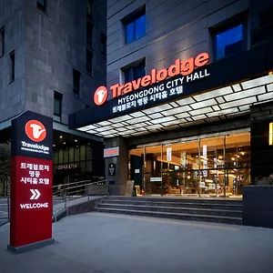 מלון Travelodge Myeongdong Hall, סיאול