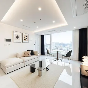 アパート Le Collective Gangnam Sac Signity, ソウル特別市