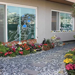 בית הארחה Happy Garden, סיאול