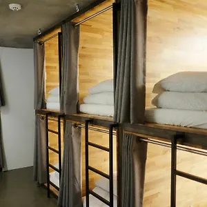  Hostel The Cube
