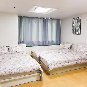 アパート Eve Hongdae, ソウル特別市